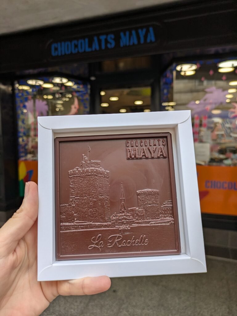 tours de la rochelle en chocolat de chocolats maya
